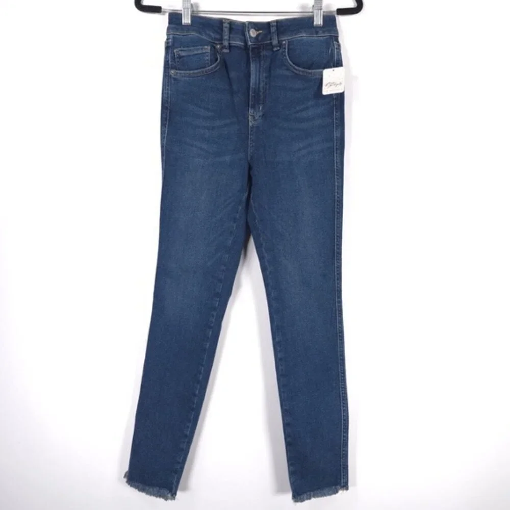 NWT FREE PEOPLE High Waist‎ Crop Raw Hem Denim Jegging Deep Indigo Size 28 & 29